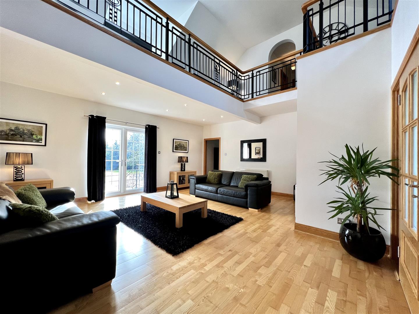 Acres Ridge, Drumclog, Strathaven Residence Estate Agents